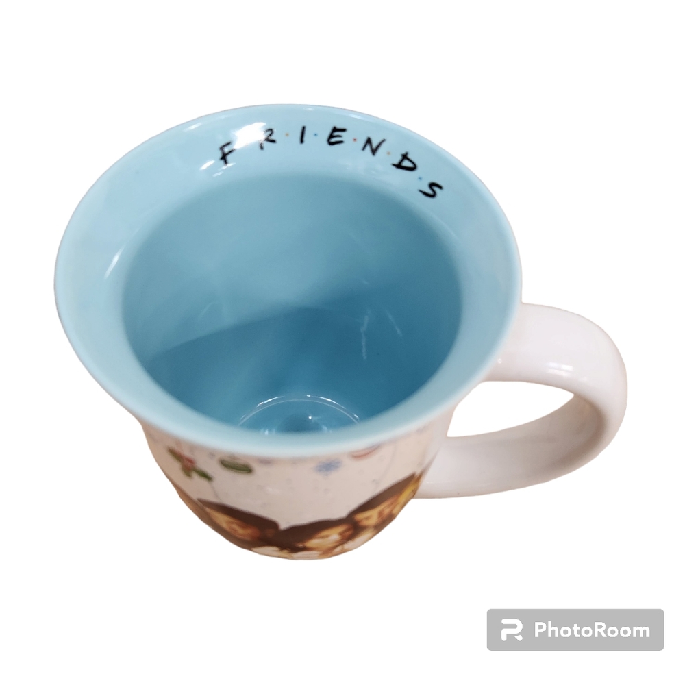 Friends Cast TV Show Christmas Holiday Coffee Cup / Mug Collectible 16oz‎ - EUC